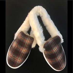 BRAND NEW: ComfortView Comfy Winter Slip-Ons